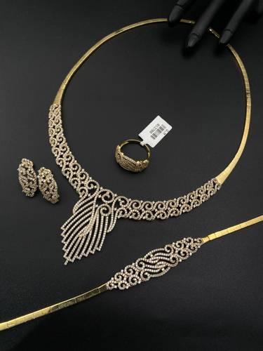 طقم شبكة ذهب اصفر عيار 18 