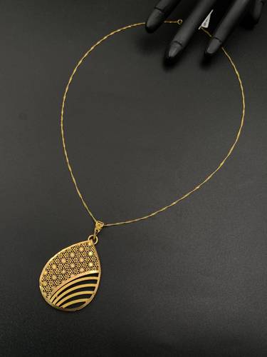 عقد ذهب عيار 21