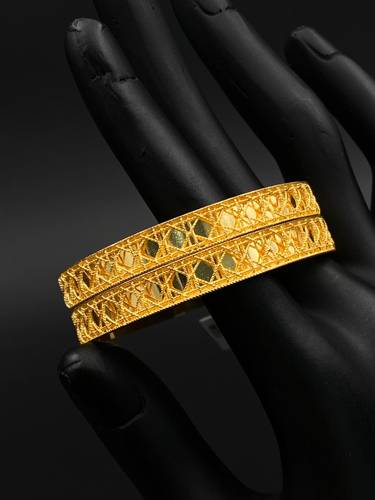 معضد ذهب اطفال عيار 21 مقاس 15 ( السعر للحبة الواحده )