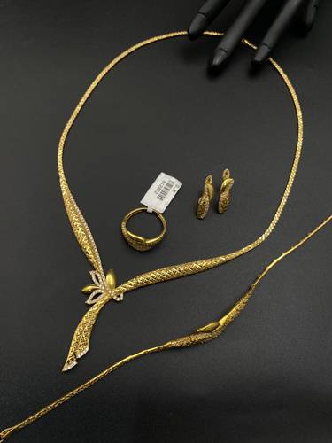 طقم ذهب عيار 21