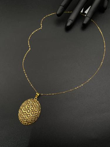 عقد ذهب عيار 21