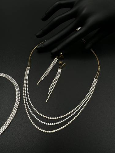طقم ذهب ادوار تنس عيار 18