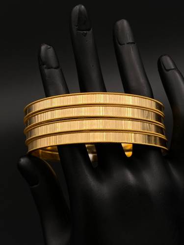 معضد ذهب عيار 21 مقاس 19 ( السعر للحبة الواحده )