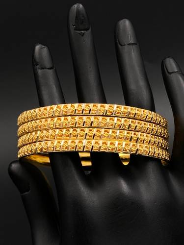معضد ذهب عيار 21 مقاس 20 ( السعر للحبة الواحده )