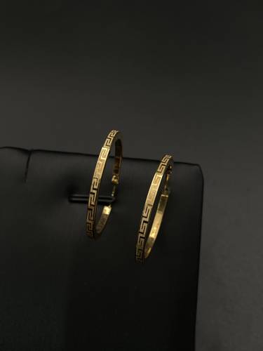 حلق ذهب إيطالي عيار ١٨