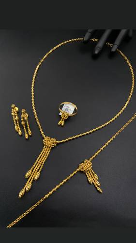 طقم دوريكا ذهب عيار 21