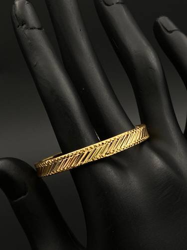معضد ذهب اطفال عيار 21 مقاس 15 ( السعر للحبة الواحده )