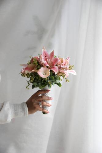 Lilies Bouquet 