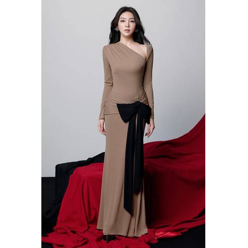 V-T DRESS