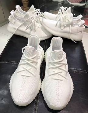 white yeezys turning yellow