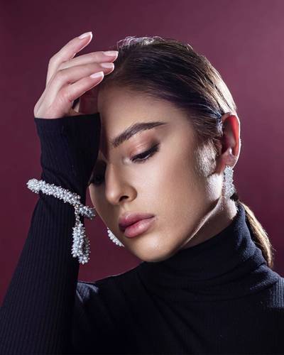 اسواره من اللؤلؤ