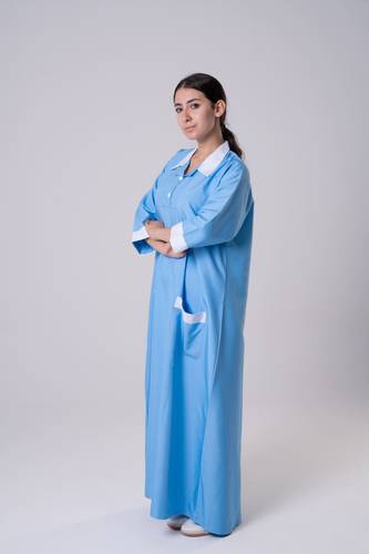 فستان عاملات باللون السماوي