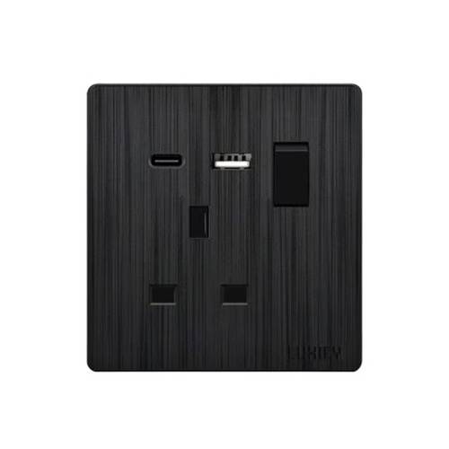 فيش 13 امبير مع LUXIFY USB + TYPE C اسود مطور 