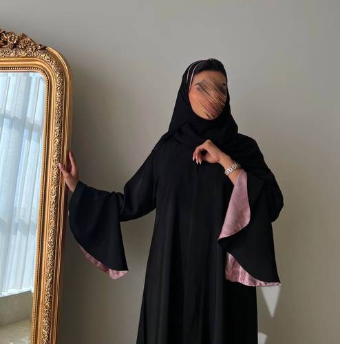 عبايات سُلفة