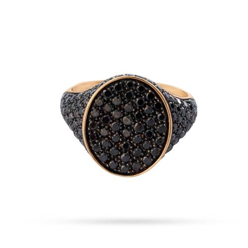 Chevelier oval ring with black diamonds