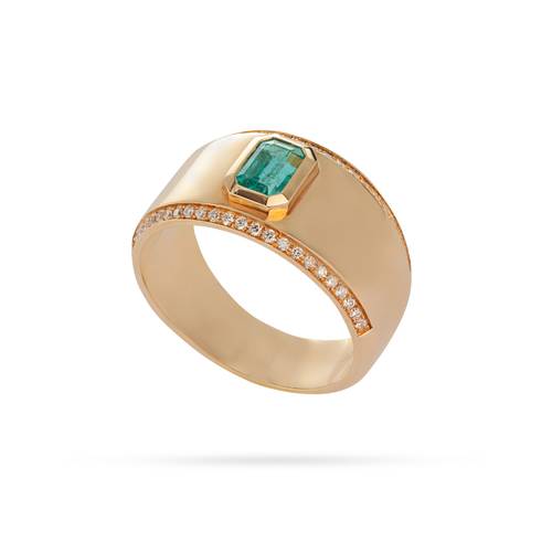 Emerald green wide ring