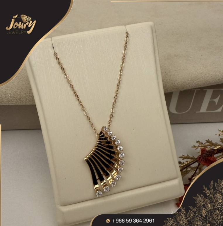 عقد انيق روز قولد تصميم الالماس ذهب عيار ١٨