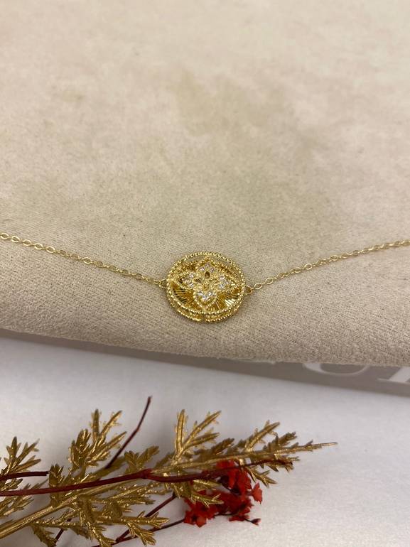 اسواره ناعمه مناسبه للهدايا ذهب عيار ١٨ 