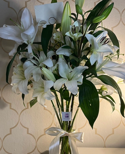 Lilium vase