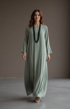 رداء وحُليّ