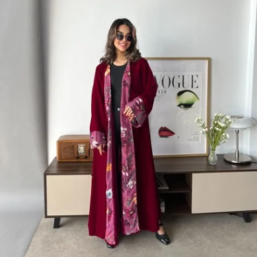 عباية شتوية فوشيا غامق بأكمام شيفون مشجر  ( عباية ديم فوشيا )