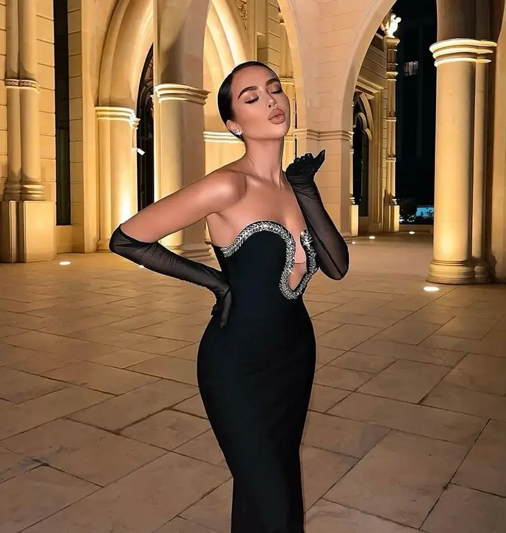 فستان بلا أكمام مشد طويل 