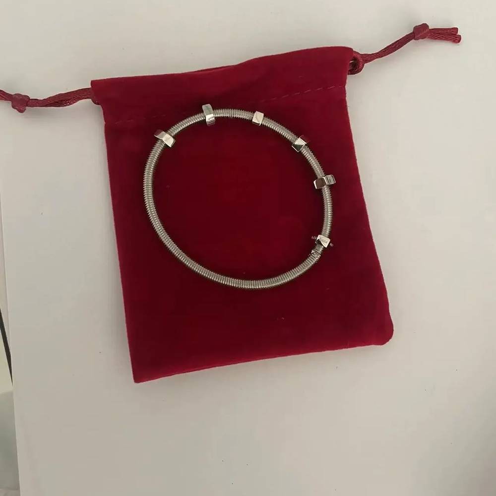 اسورة كارتير