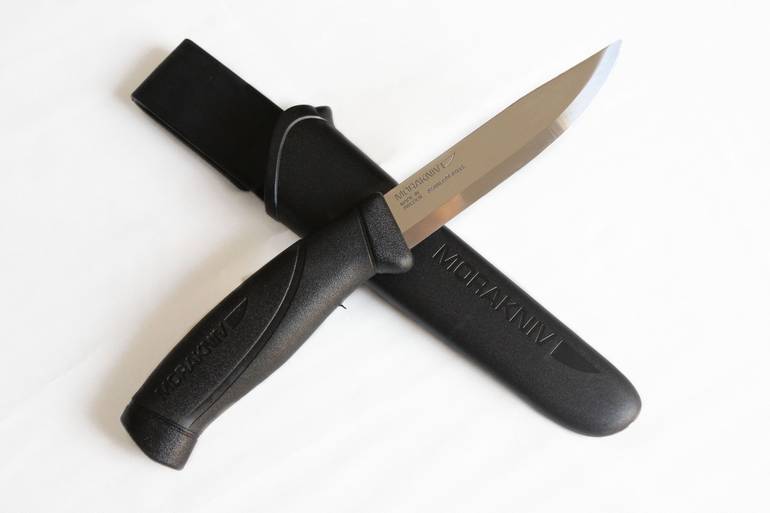 سكين  Companion black
