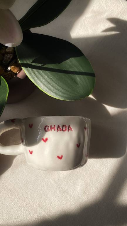 كوب شغل يدوي "أسم غادة"