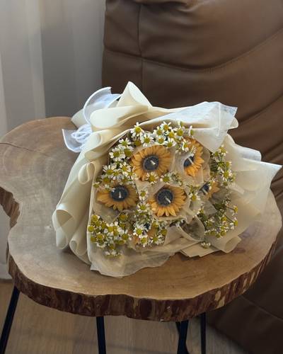 Sunflower bouquet 