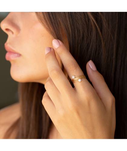 NEVE ring (pearls ø 4 mm)