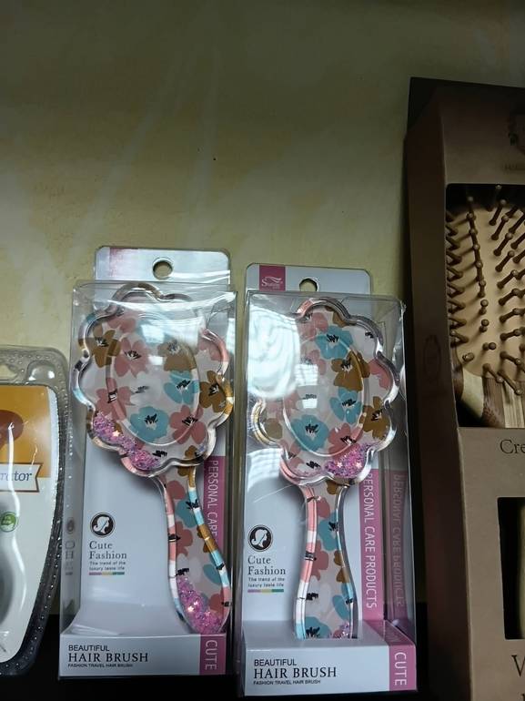 Kids hair brush