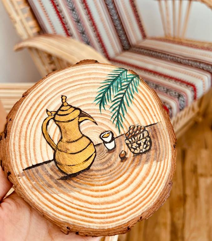 لوحة وقاعدة خشبية (القهوة السعودية)
