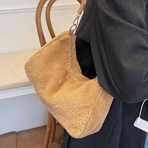 shoulder bag