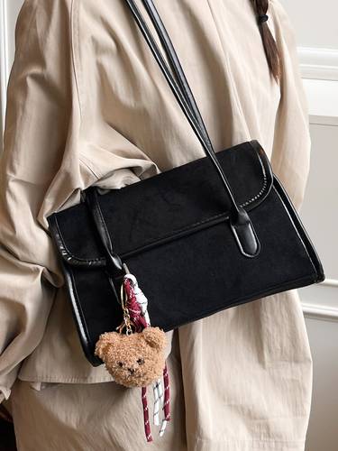 shoulder bag