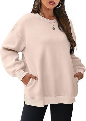 Long-sleeved sweatshirt