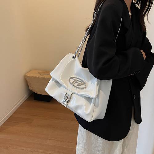 single shoulder crossbody bag