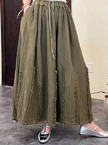 Mid length skirt