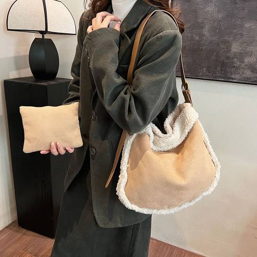 shoulder bag