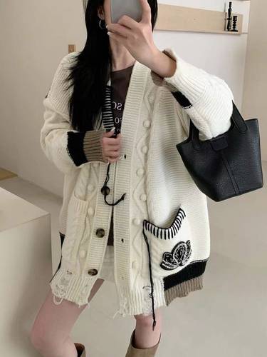 Women's cardigan