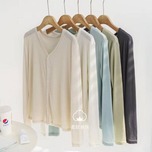 Short-sleeved t-shirt