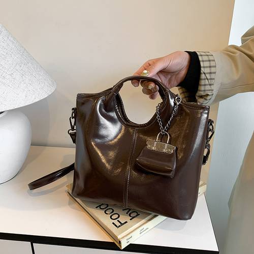single shoulder crossbody bag