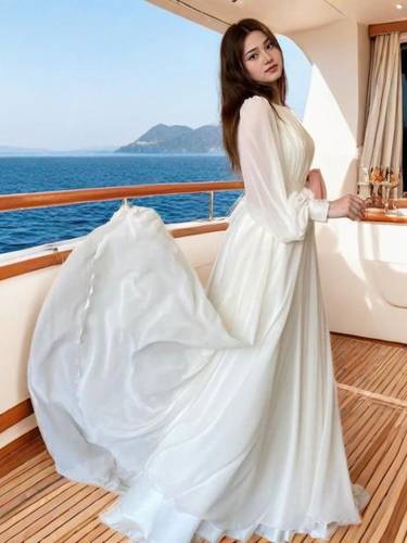Round neck dress