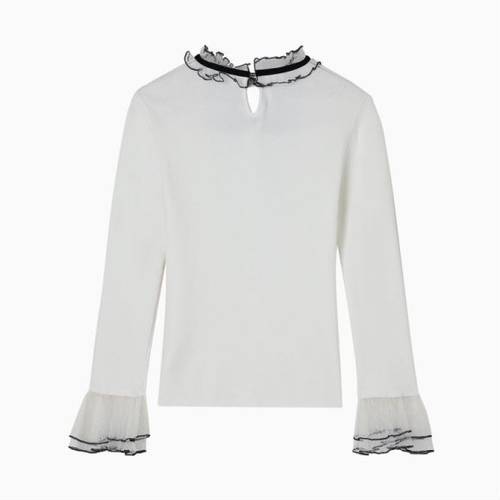 Long-sleeved wool sweater