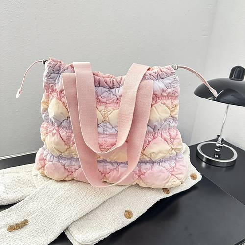 Stylish shoulder bag with pouch