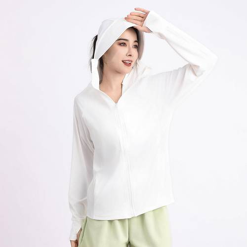 Women's sun-protective clothing