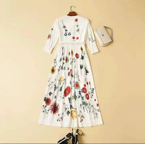 Women’s dress