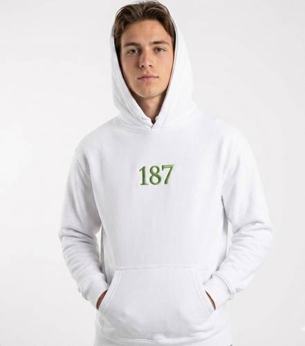 هودي ابيض بتطريز  تفاحي 187