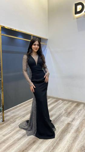 فستان اسود ماكسي