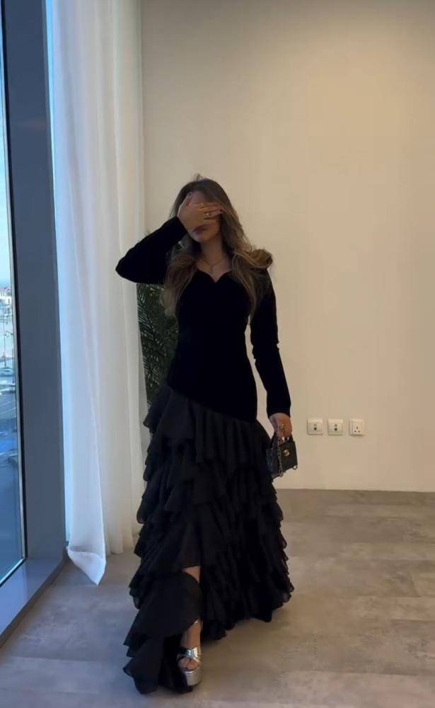 فستان سهرة ناعم